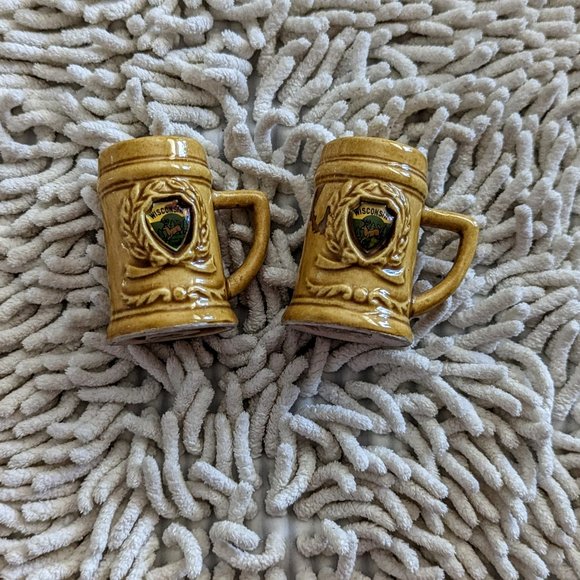 VTG Lipco Wisconin Salt & Pepper Shakers - Picture 1 of 15